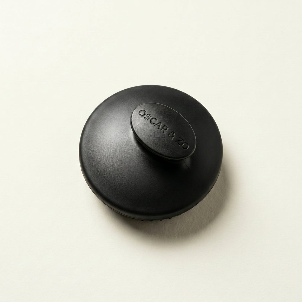 Oscar & Zo silicone pet bath massage brush